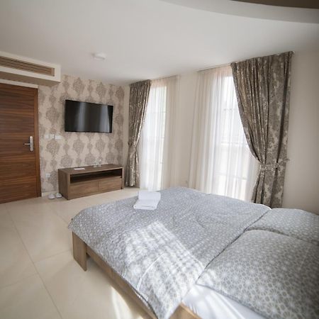 Hotel Urban Buzim Екстериор снимка