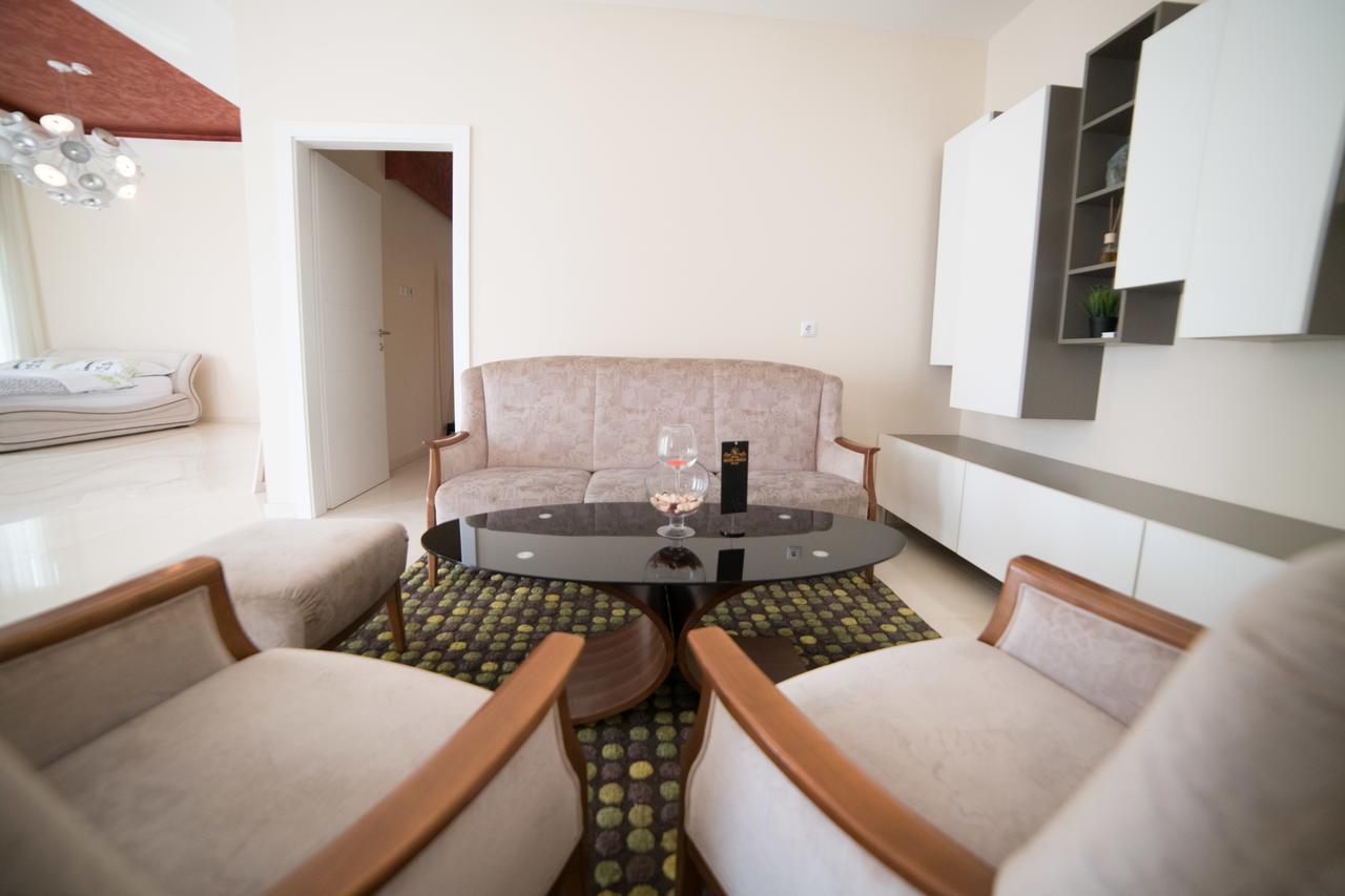 Hotel Urban Buzim Екстериор снимка