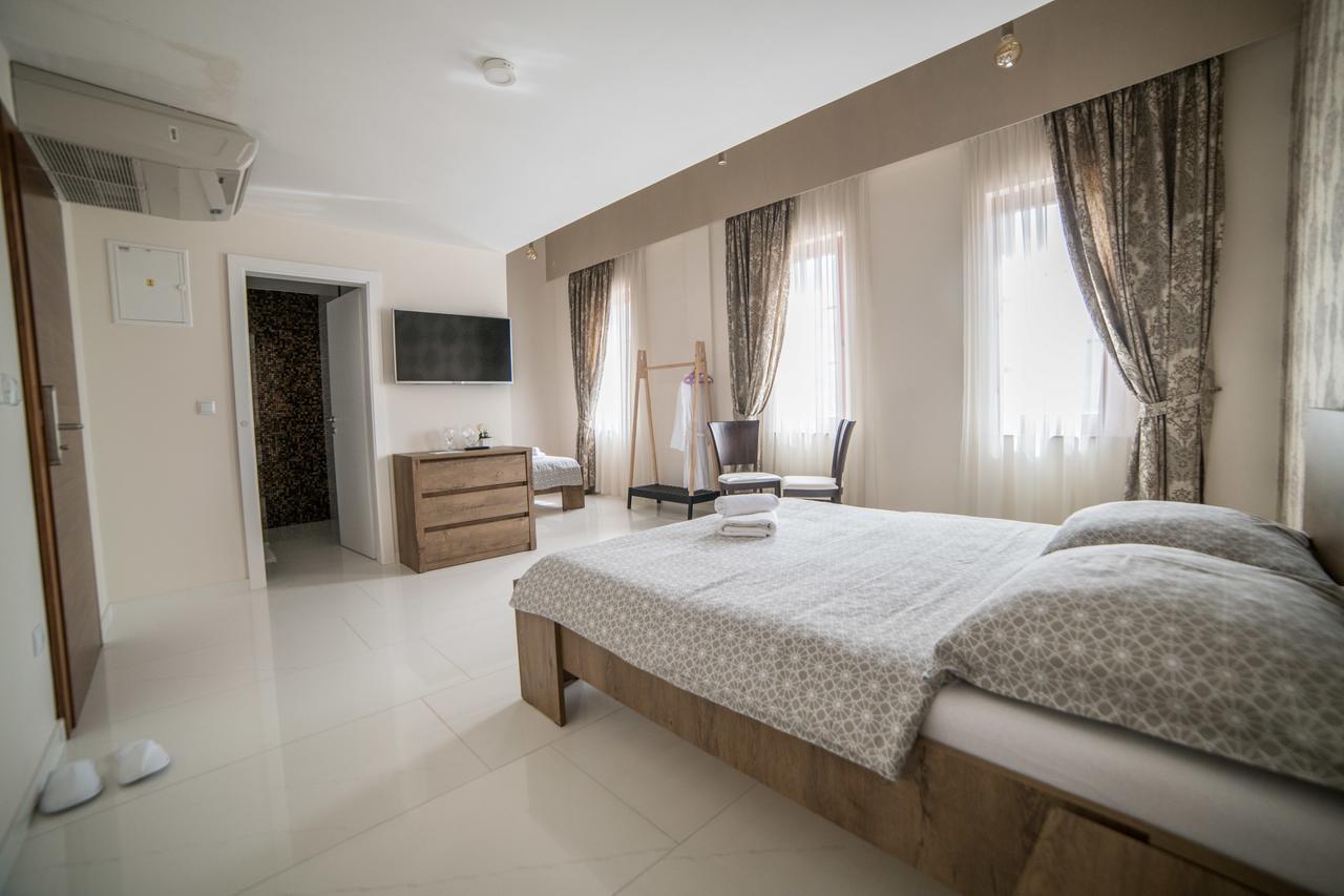Hotel Urban Buzim Екстериор снимка