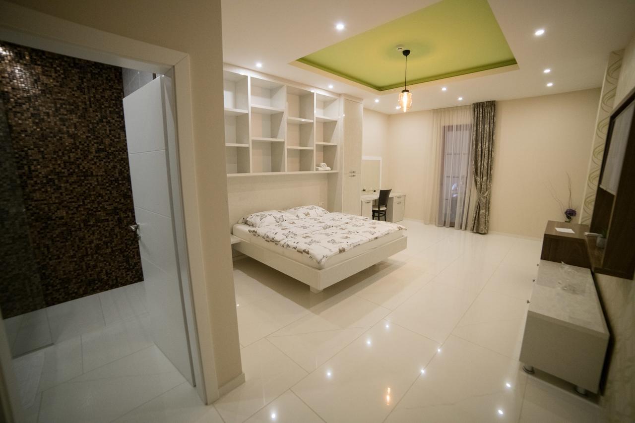 Hotel Urban Buzim Екстериор снимка