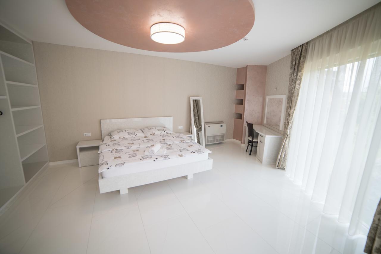 Hotel Urban Buzim Екстериор снимка