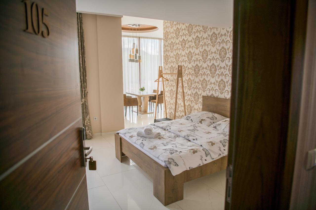 Hotel Urban Buzim Екстериор снимка
