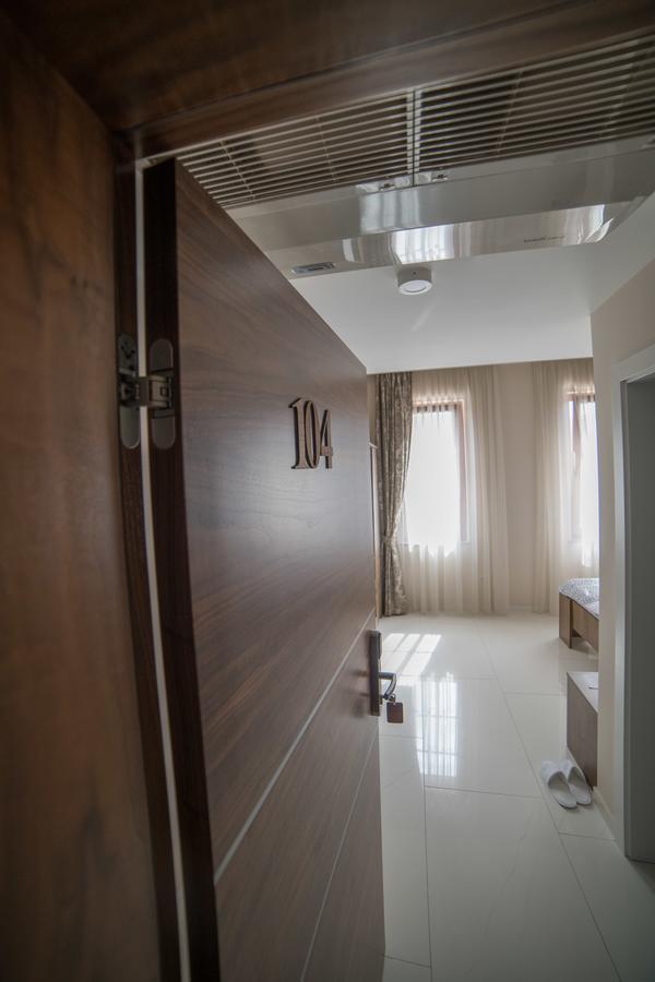 Hotel Urban Buzim Екстериор снимка