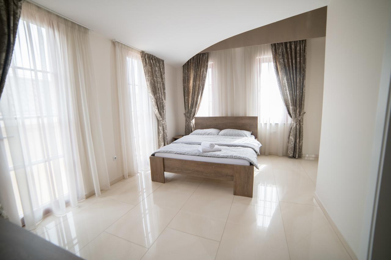 Hotel Urban Buzim Екстериор снимка
